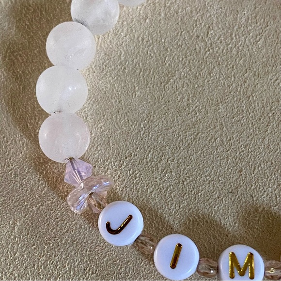 New Jimin BTS Soft Pink Glass Beads Silver-tone Hardwire Bangle - Picture 3 of 5